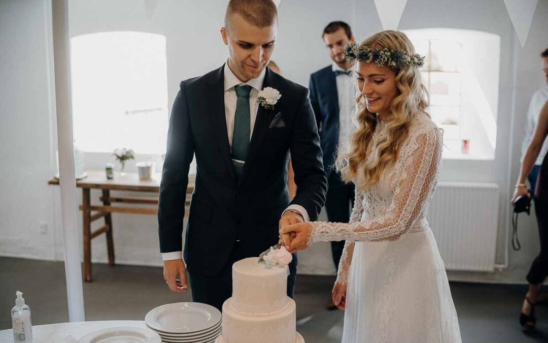 Skal Du Spare På Brylluppet? Her Er Sandheden Ingen Rigtig Taler Om